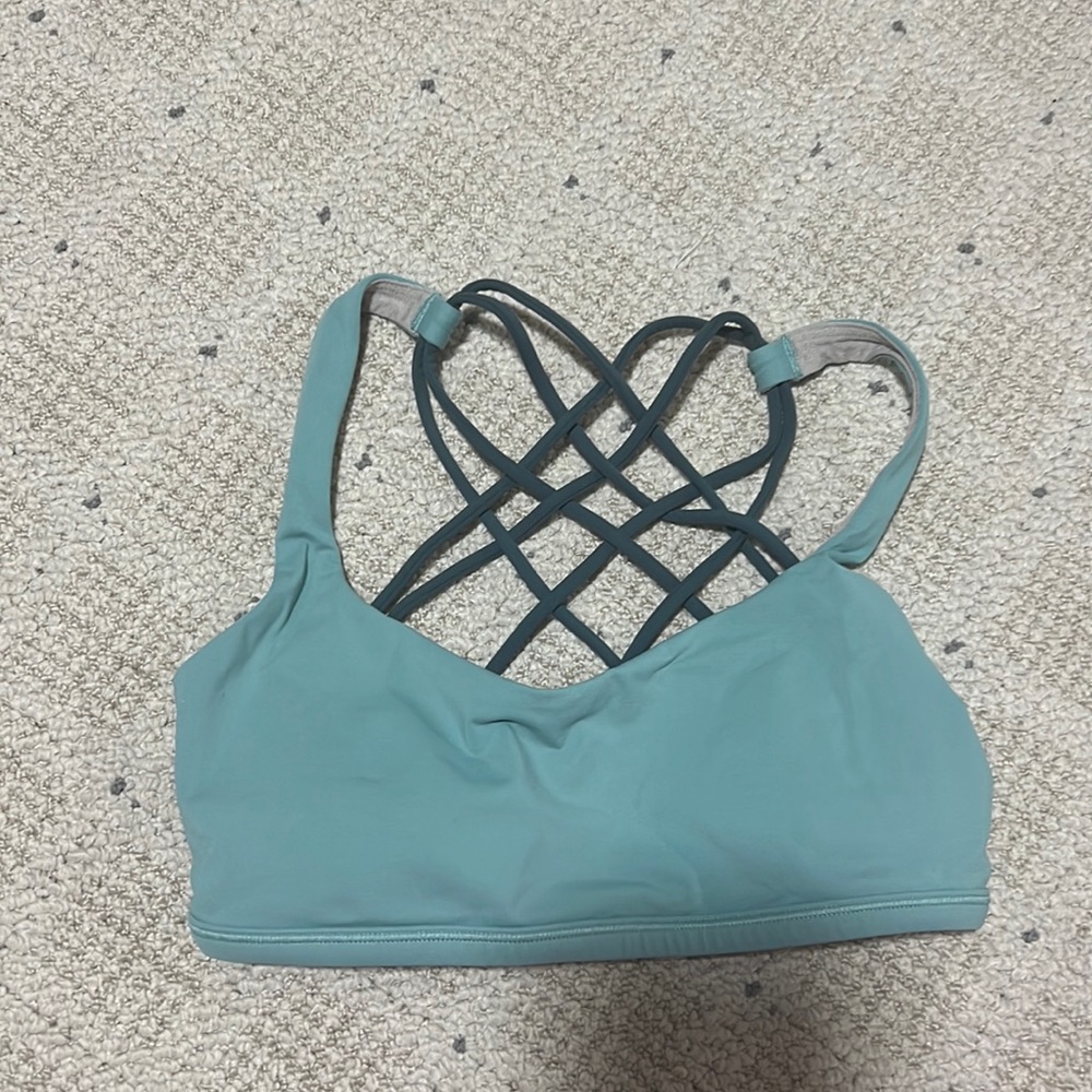 Lululemon Free To Be Bra - Size 4